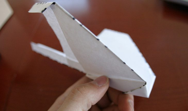 diy-paper-craft-plane-how-to-make-an-easy-paper-airplane-origami