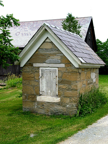 How to Build a Smoke House