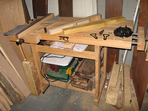 How to Build a Work Bench